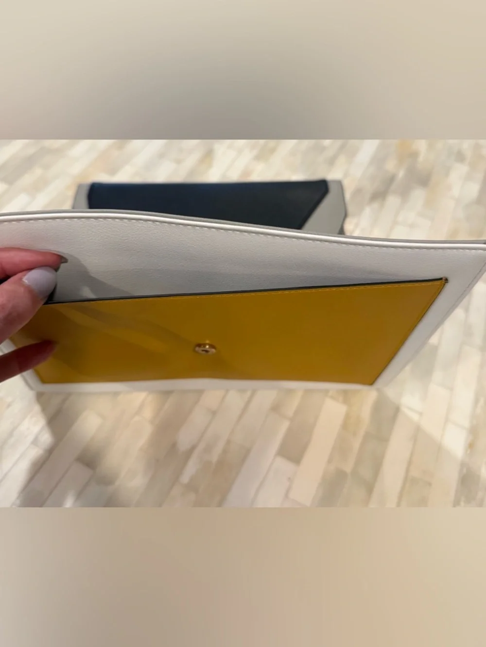 No brand sleek colorblock